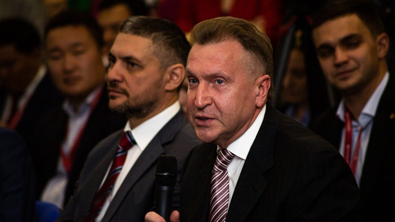 Председатель ВЭБ.РФ Игорь Шувалов Председатель ВЭБ.РФ Игорь Шувалов