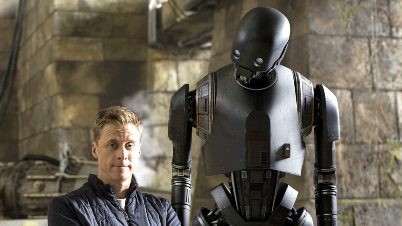 Alan Tudyk with K2SO, CGI character voiced and portrayed through motion capture by the actor, at the filming of “Rogue One”