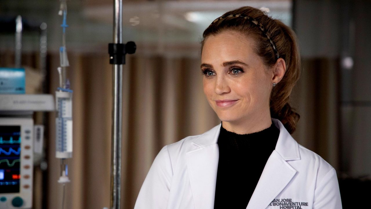 fiona-gubelmann-in-the-good-doctor