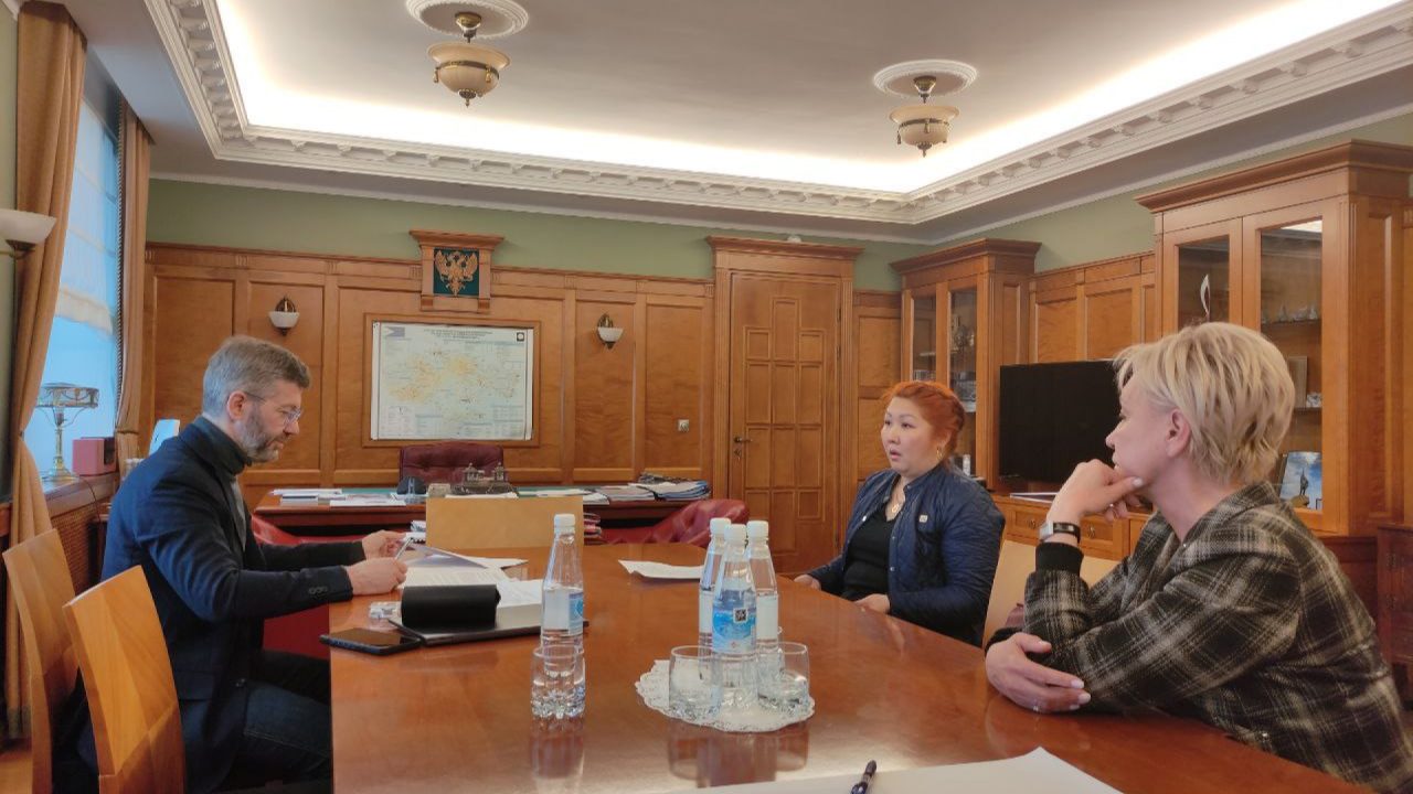 Владислав Кузнецов на встрече с жителями Чукотского АО