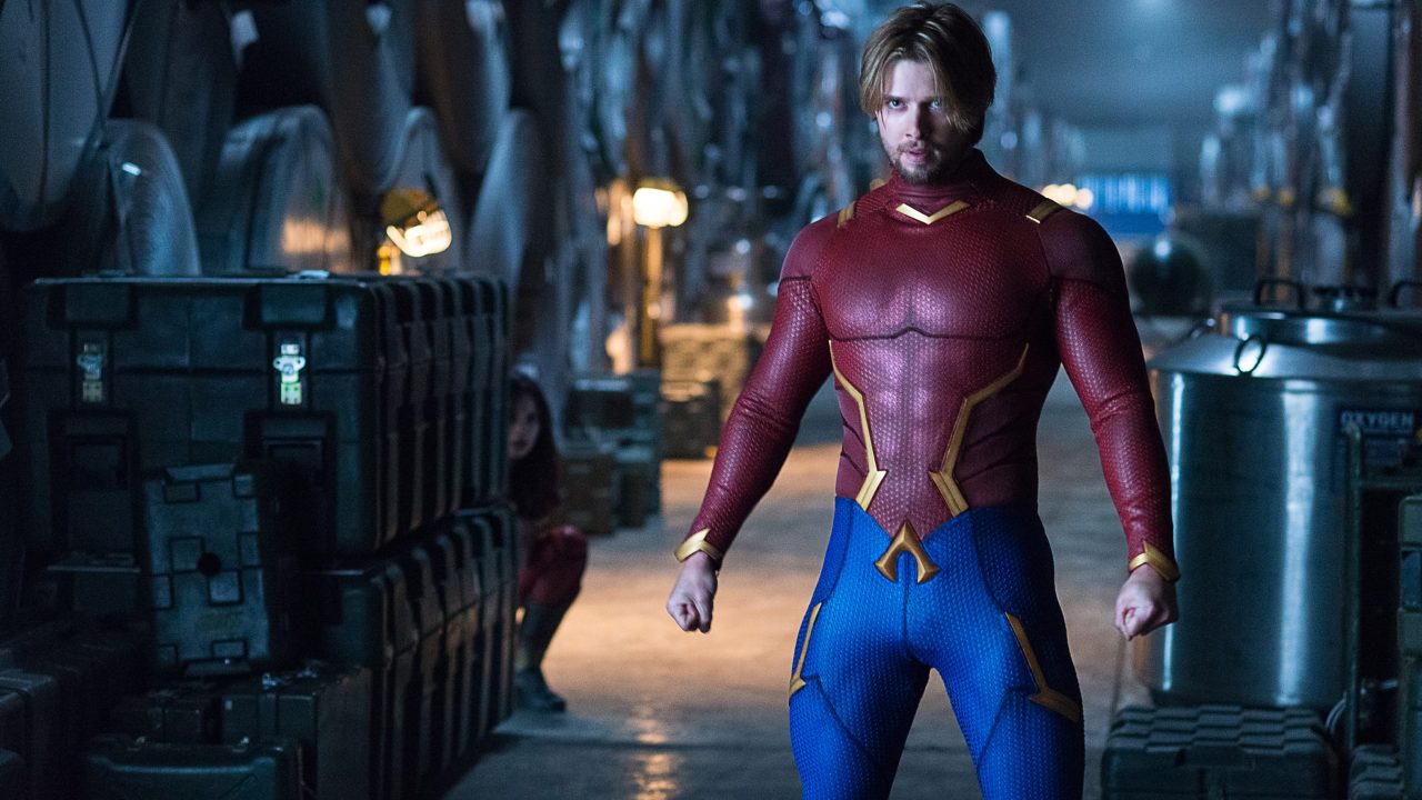 drew-van-acker-in-titans