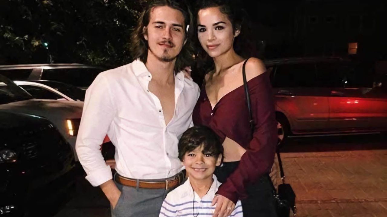 billy-unger-with-wife-angela-moreno-and-son-devin