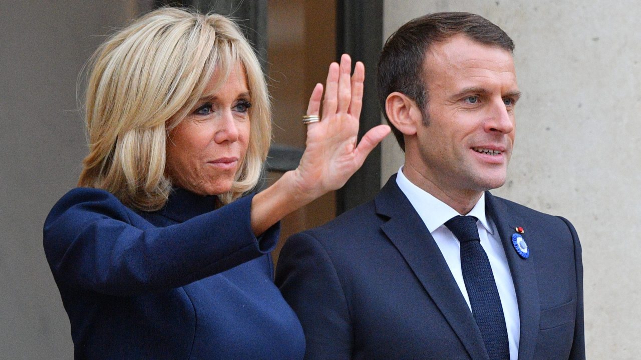 emmanuel-macron-with-wife-brigitte-macron