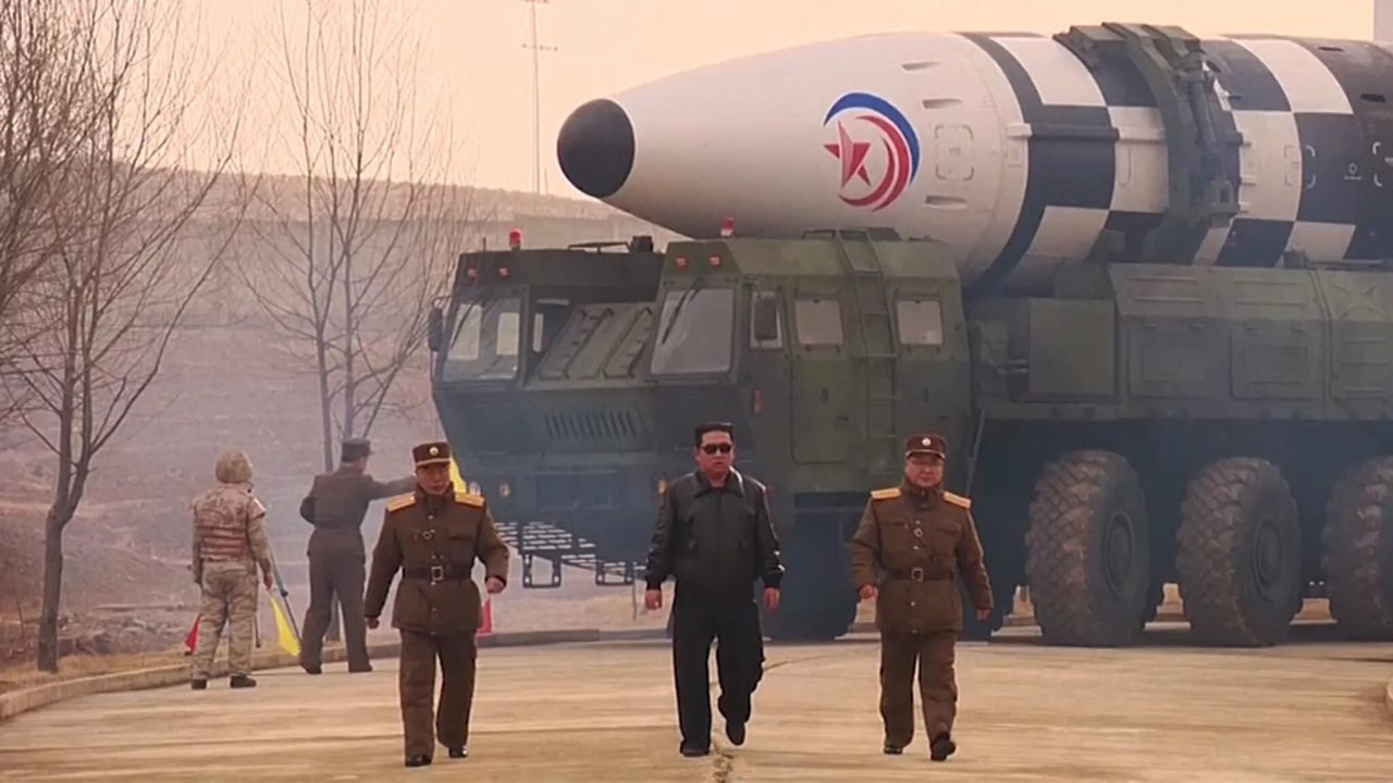 kim-jong-un-oversees-a-missile-test-launch