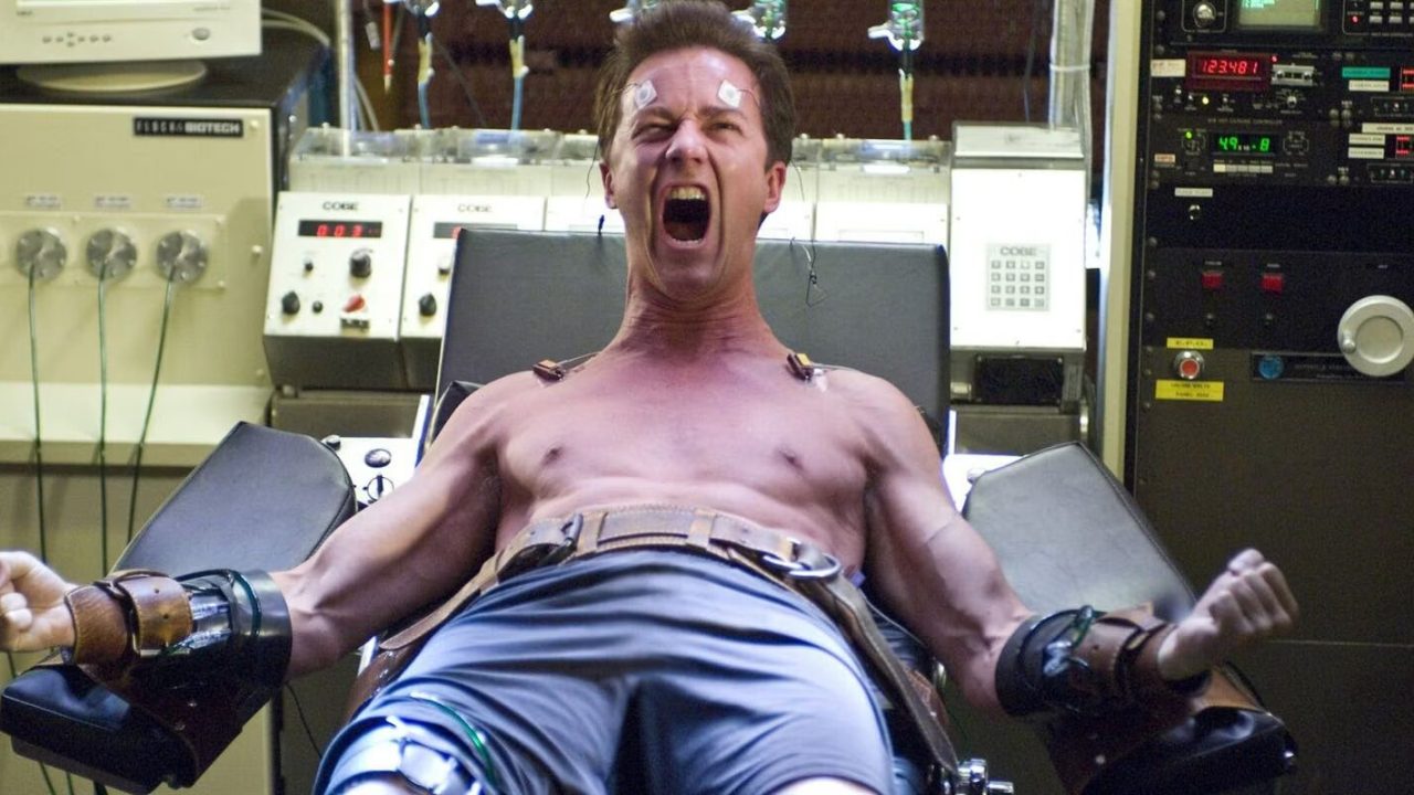 edward-norton-in-the-incredible-hulk