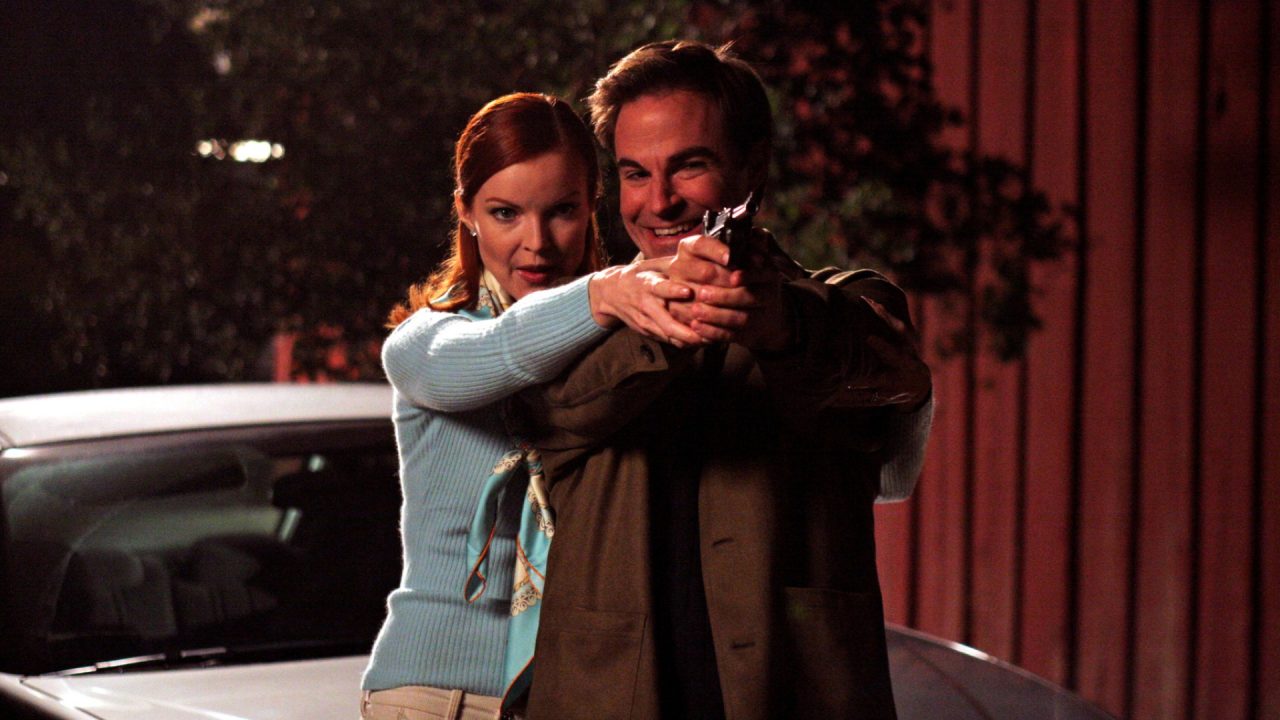 roger-bart-in-desperate-housewives