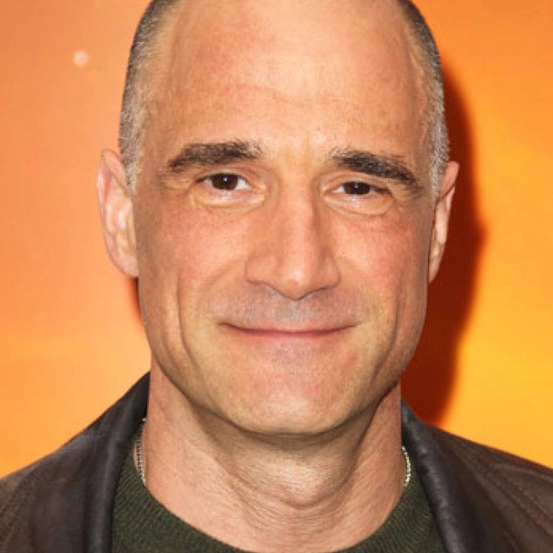 Elias Koteas