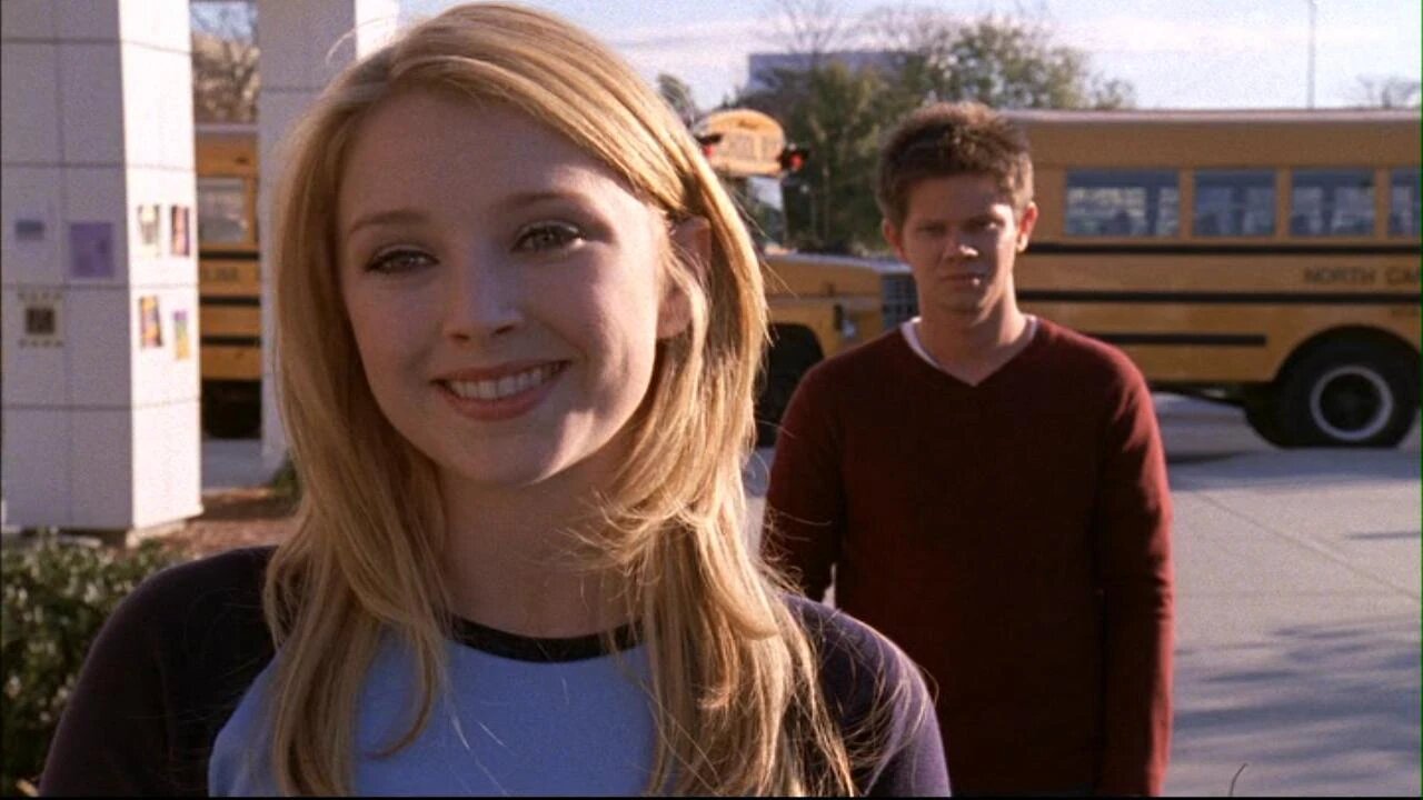elisabeth-harnois-in-one-tree-hill
