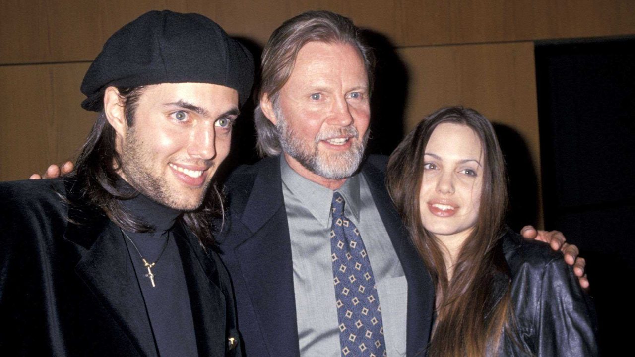 a-young-james-haven-with-angelina-jolie-and-their-father