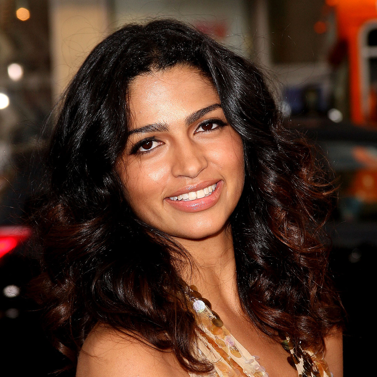 Камила Алвес