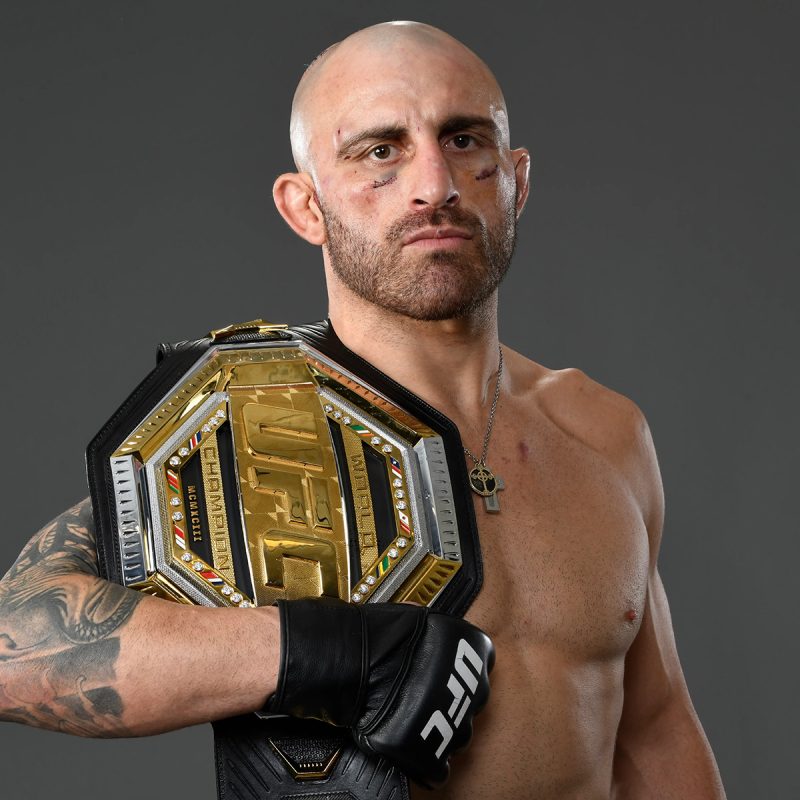 Александр Волкановски