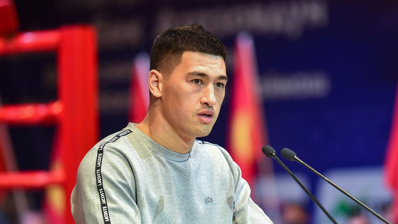Дмитрий Бивол