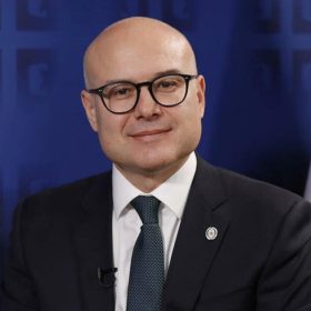 Милош Вучевич Милош Вучевич