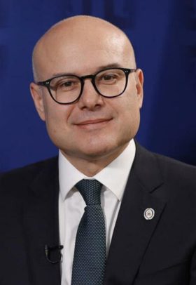 Милош Вучевич