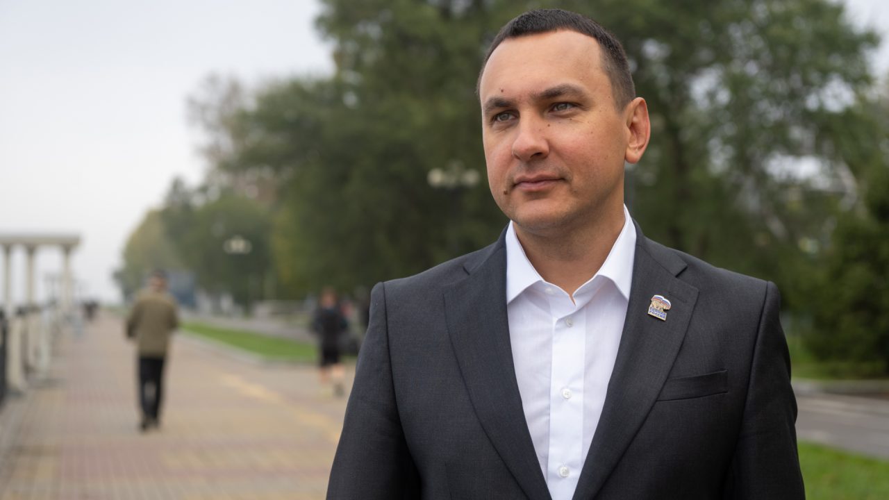 Максим Иванов