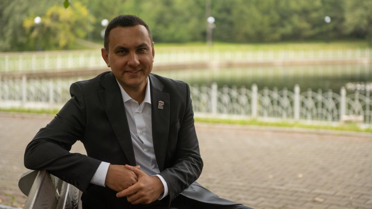 Максим Иванов