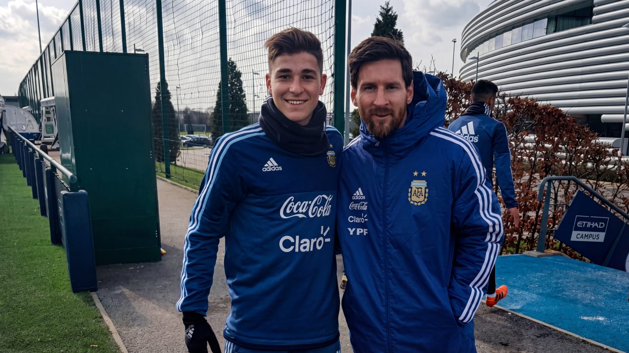 Хулиан Альварес и Лионель Месси