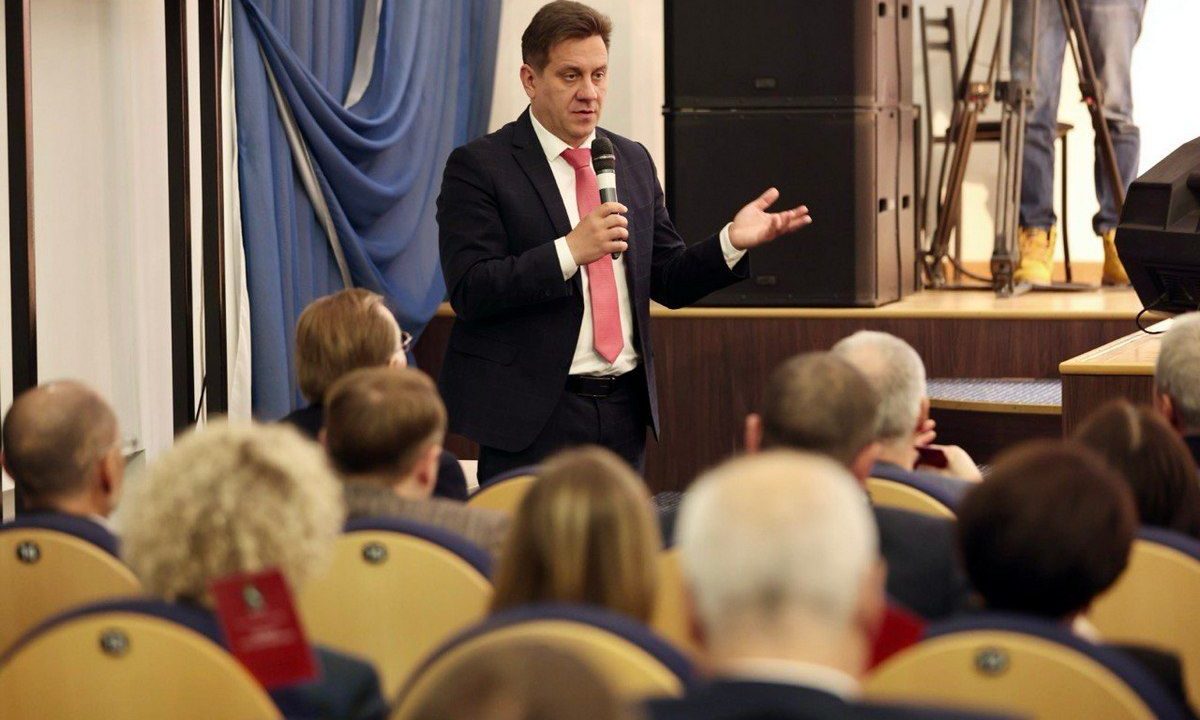 Илья Леонтьев Илья Леонтьев
